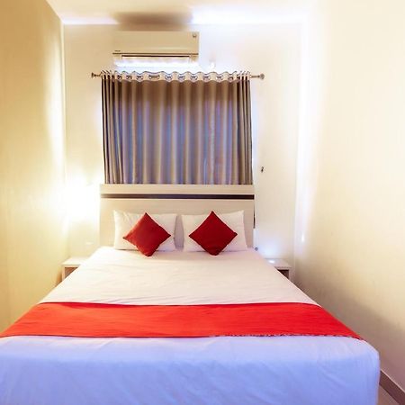 Pratisarawirya Guesthouse By Ecommerceloka Surabaya Eksteriør bilde