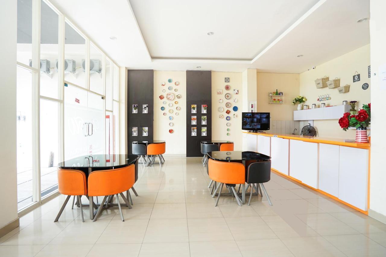Pratisarawirya Guesthouse By Ecommerceloka Surabaya Eksteriør bilde